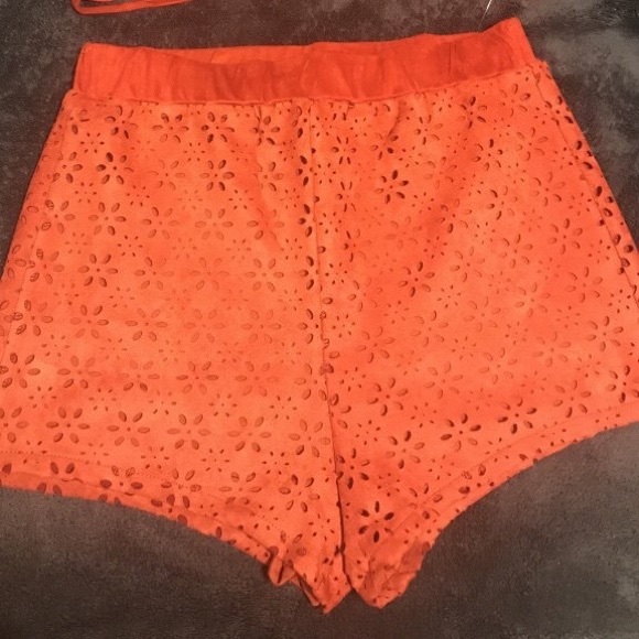 Shorts set - Picture 2 of 2